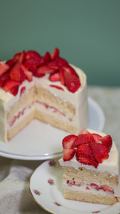 Vanilla & Strawberry Chantilly