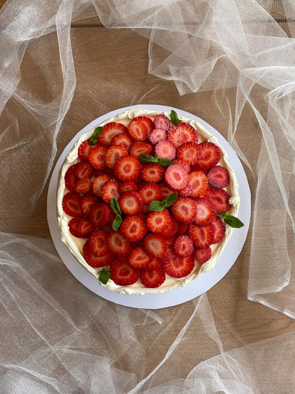 Vanilla & Strawberry Chantilly